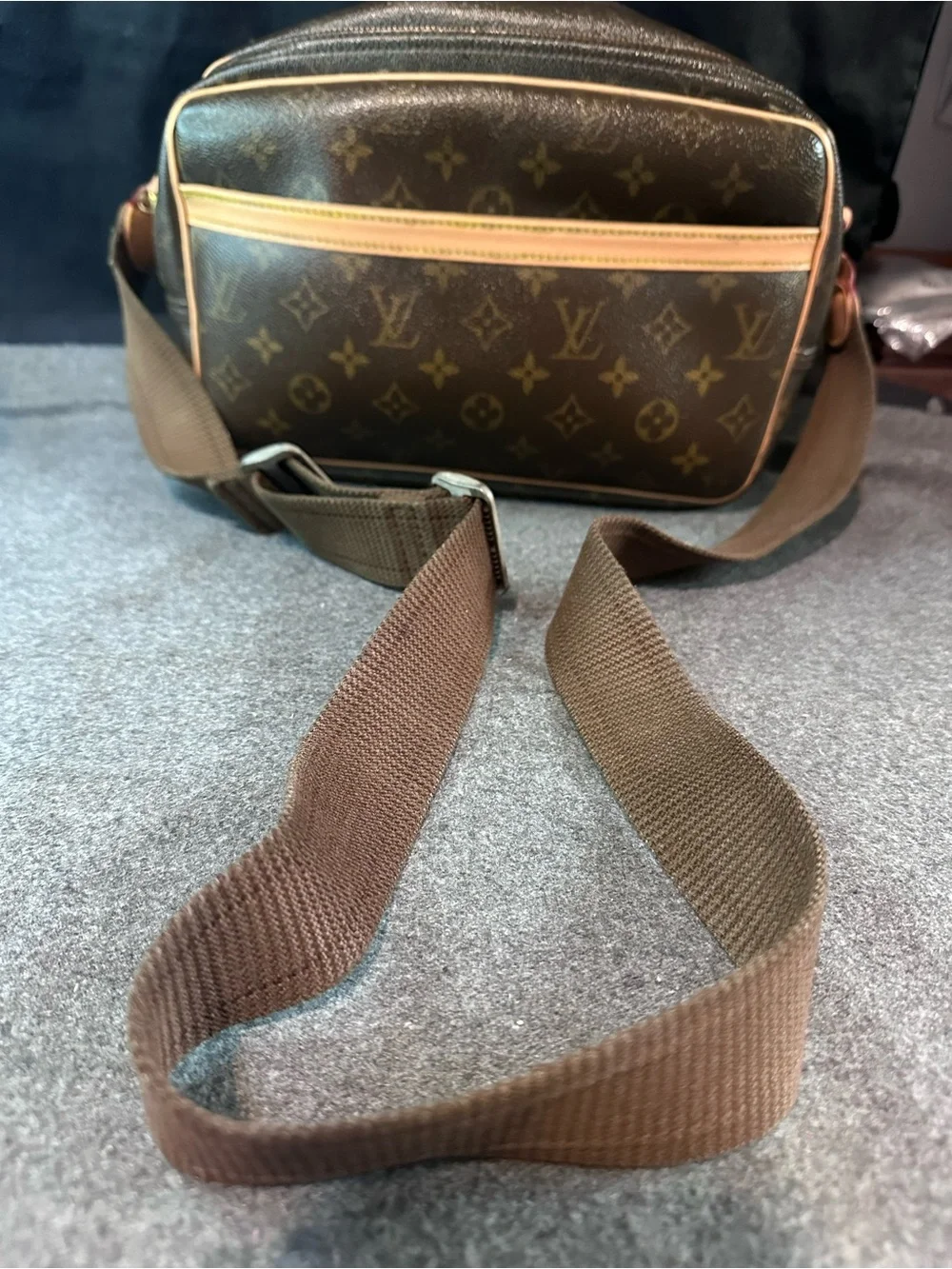 LOUIS VUITTON Reporter Crossbody Shoulder Bag PM Monogram Leather M45254